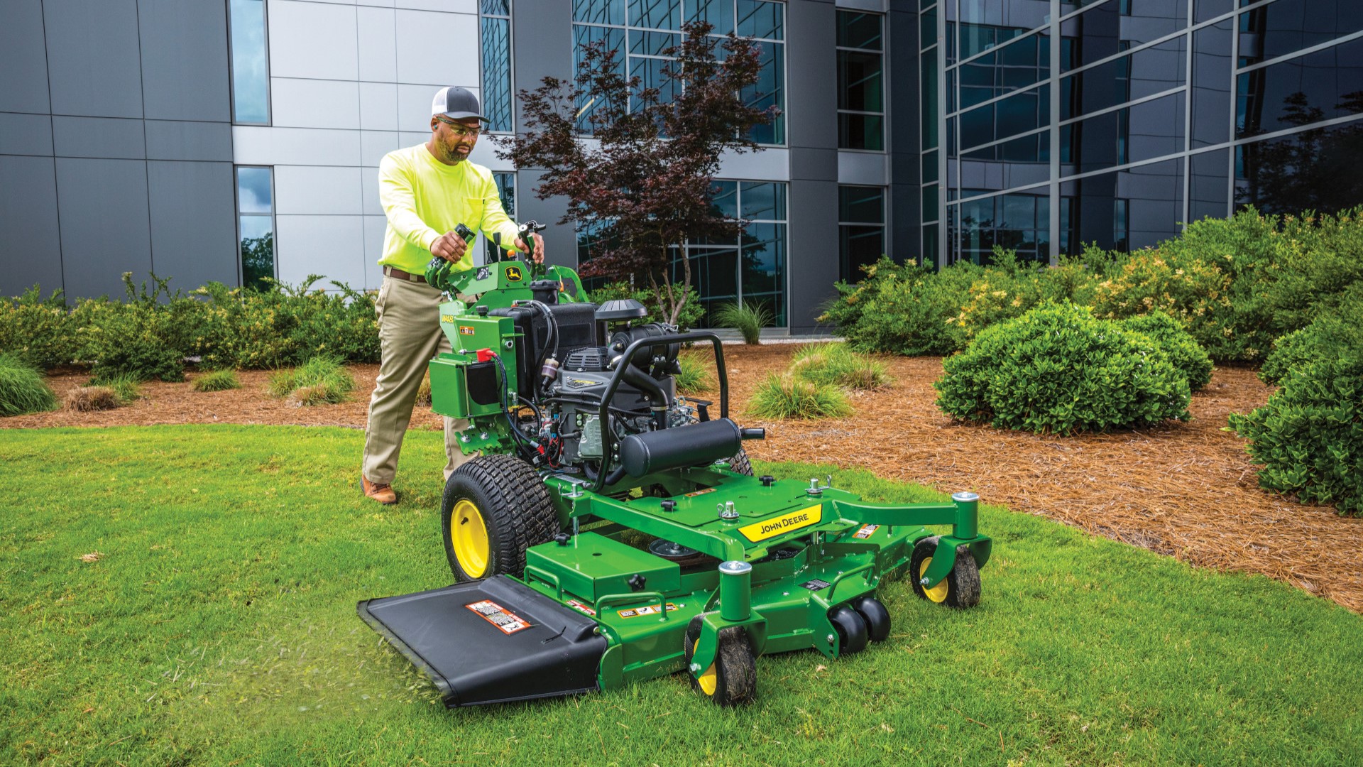 0% APR for 48 Months on Commercial Walk-Behind M & R Series