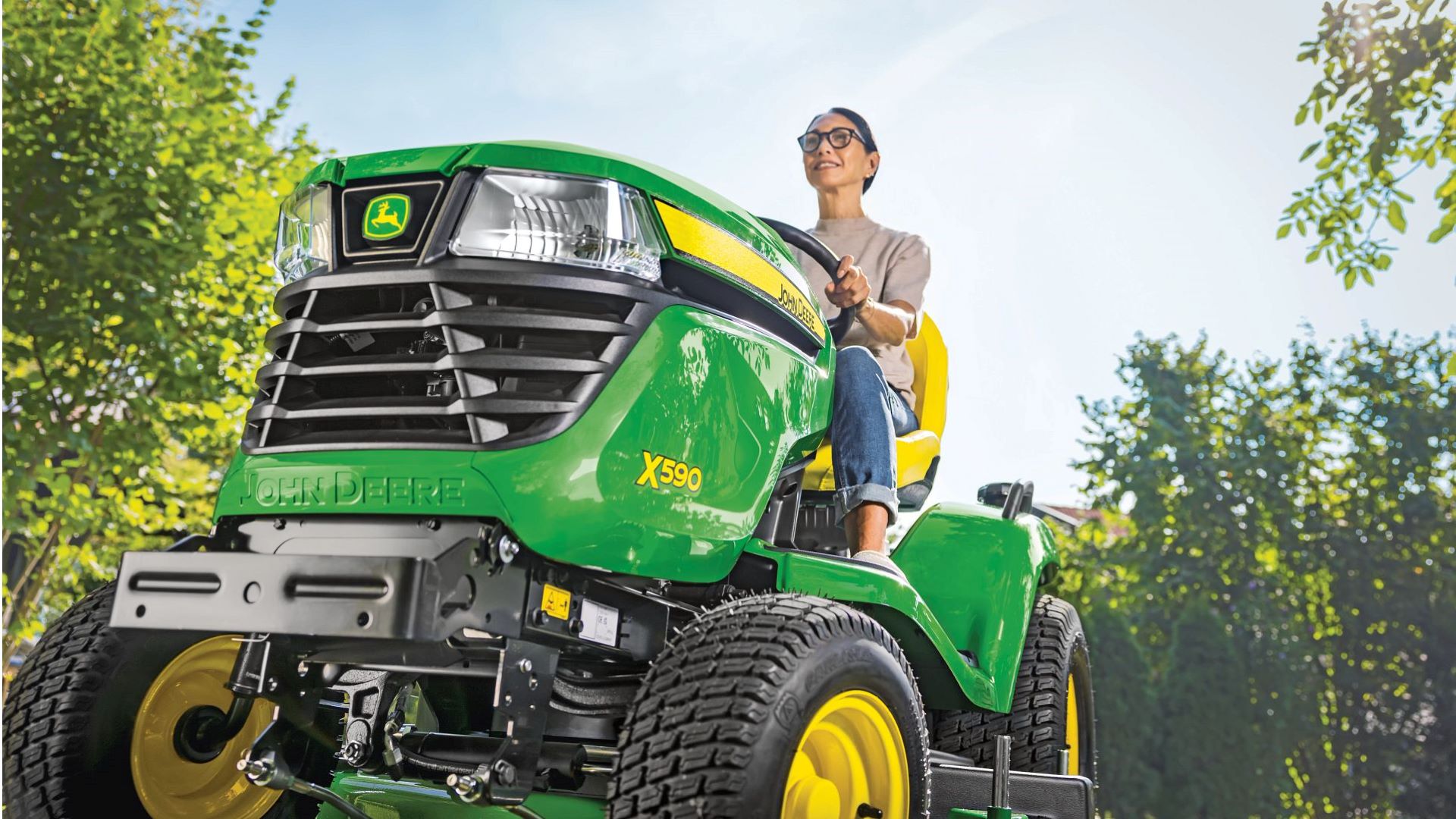 Save $500 on New X590 and Z545R Mowers