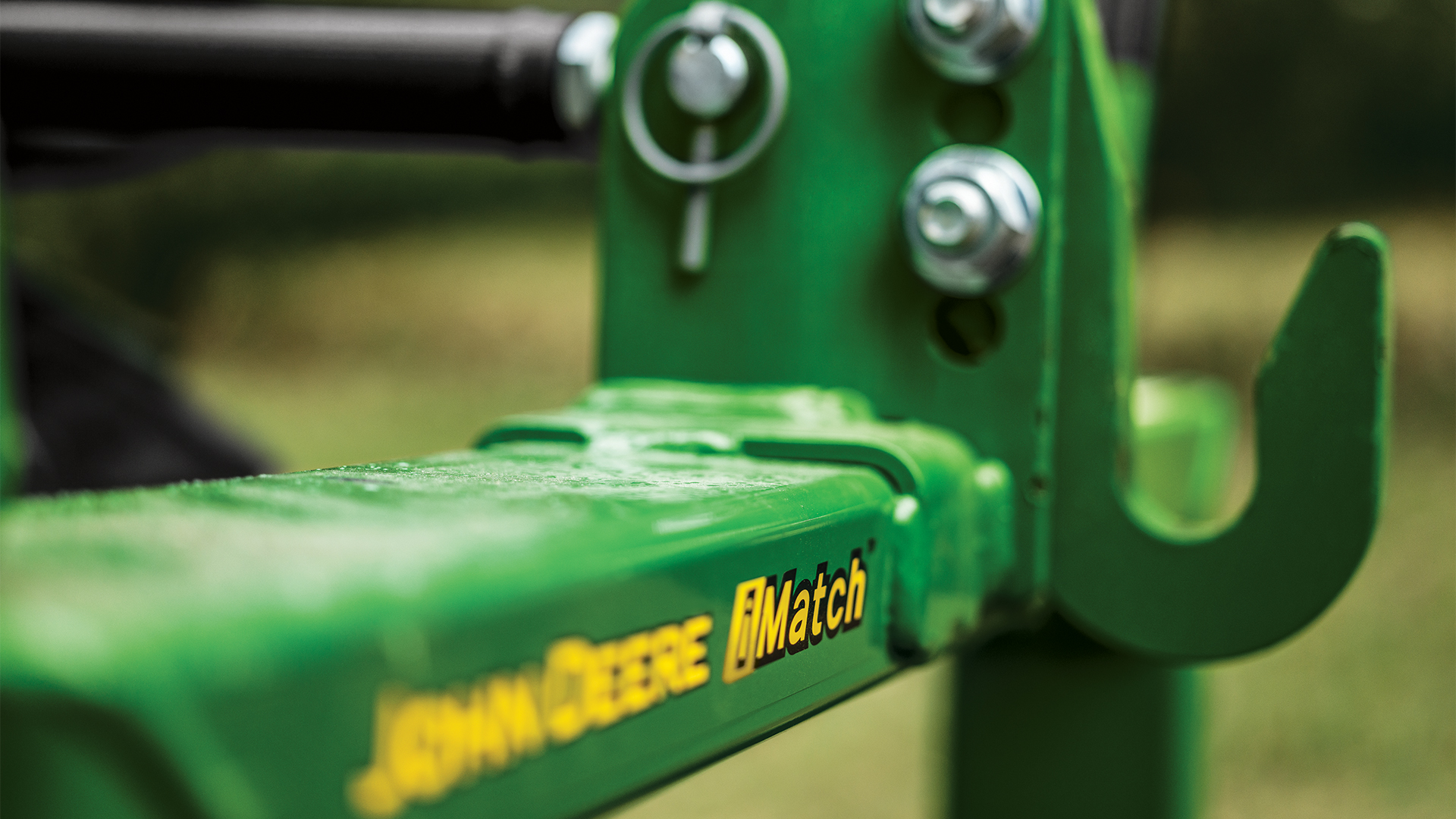 iMatch Quick Hitch for John Deere